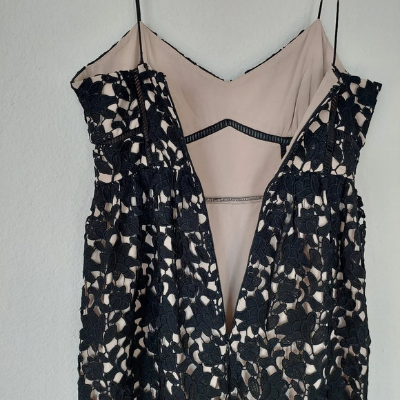 Club Monaco Lace Dress Size 6 (small, medium) - Picture 7 of 12